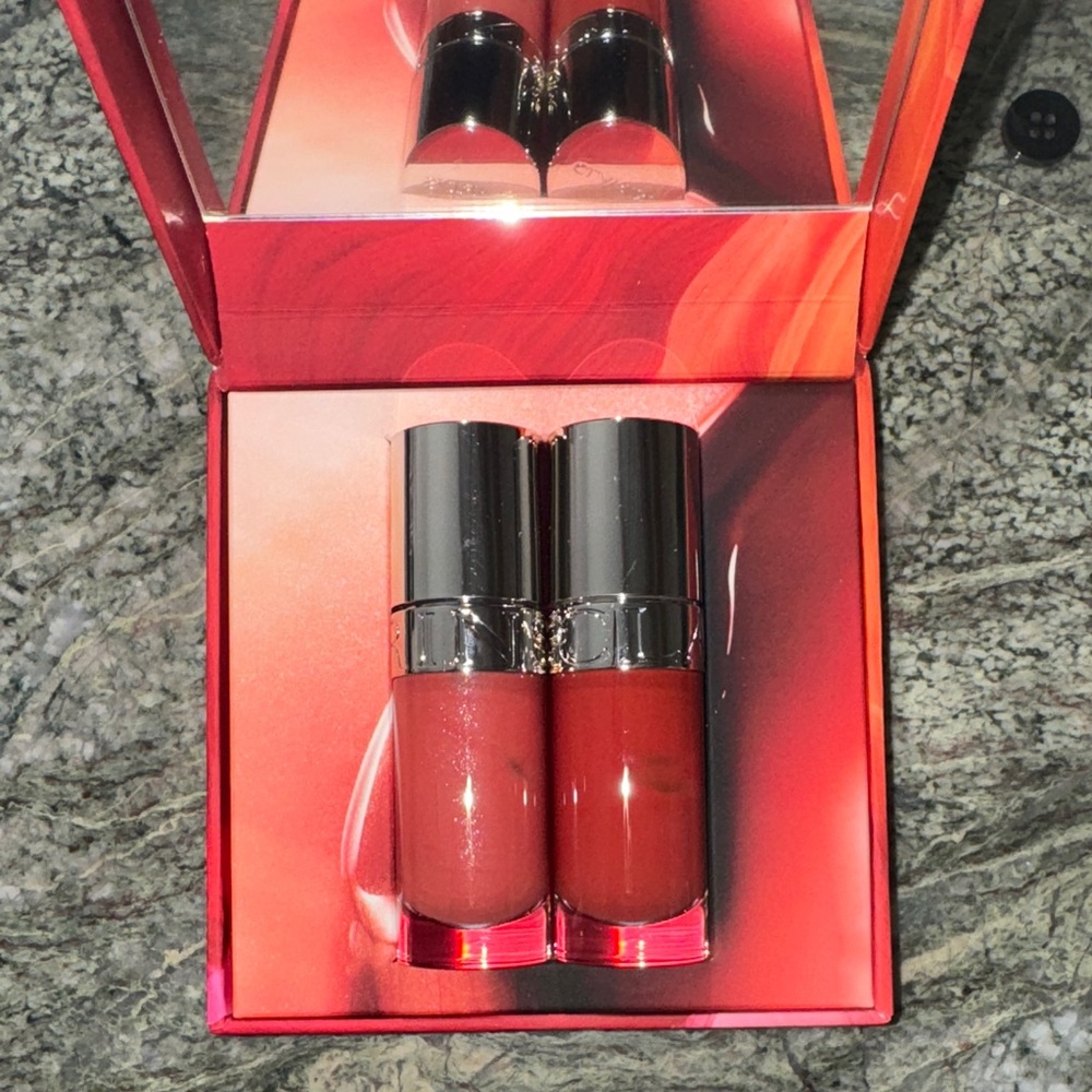 Clarins Lip Gloss Duo - Shimmering Pink and Deep Red
